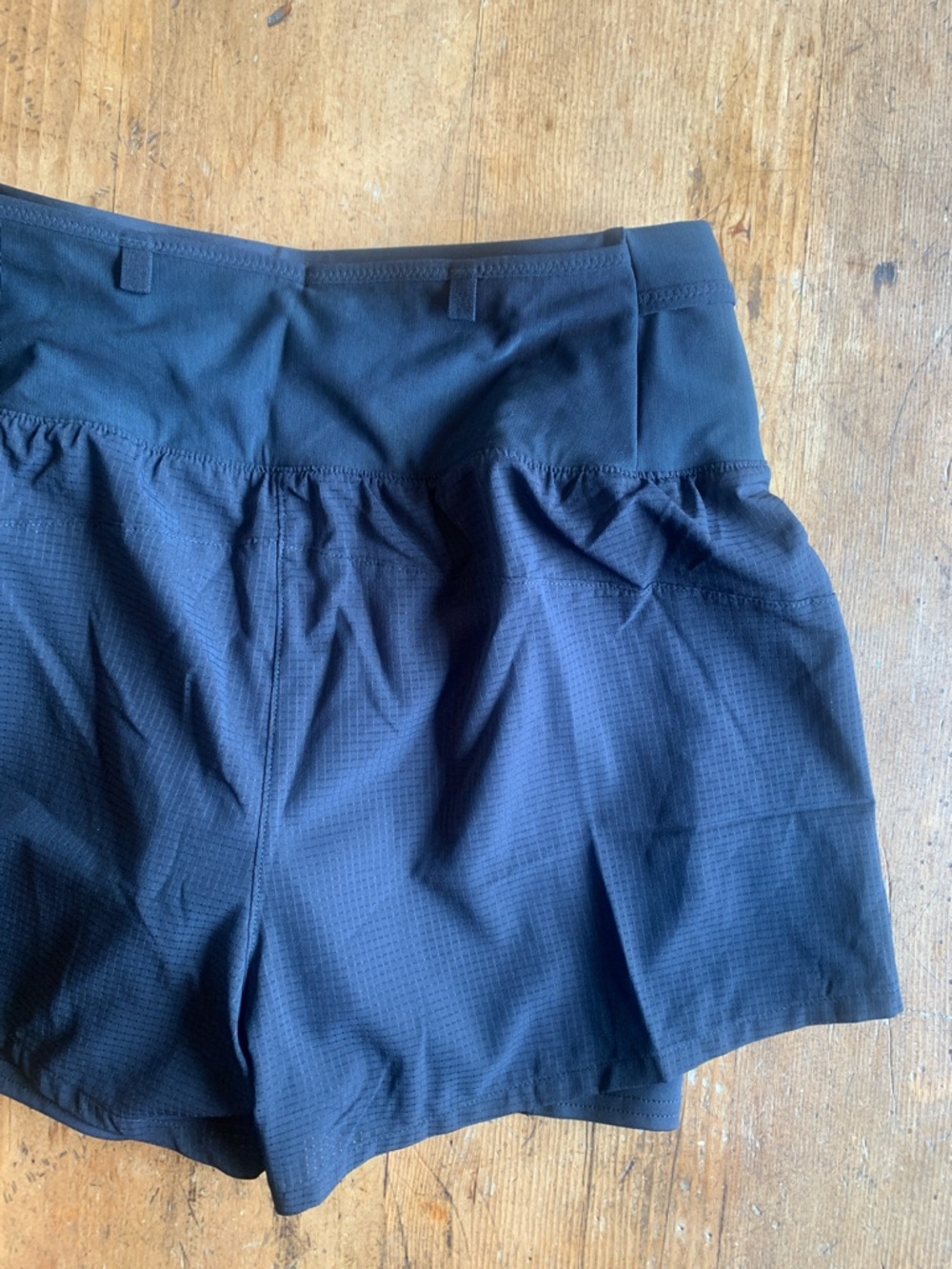 Brooks Black Women’s Athletic Running Shorts - Picture 8 of 16